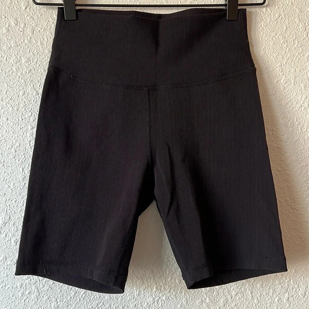 All Fenix Ribbed Black Biker Shorts Size Small
